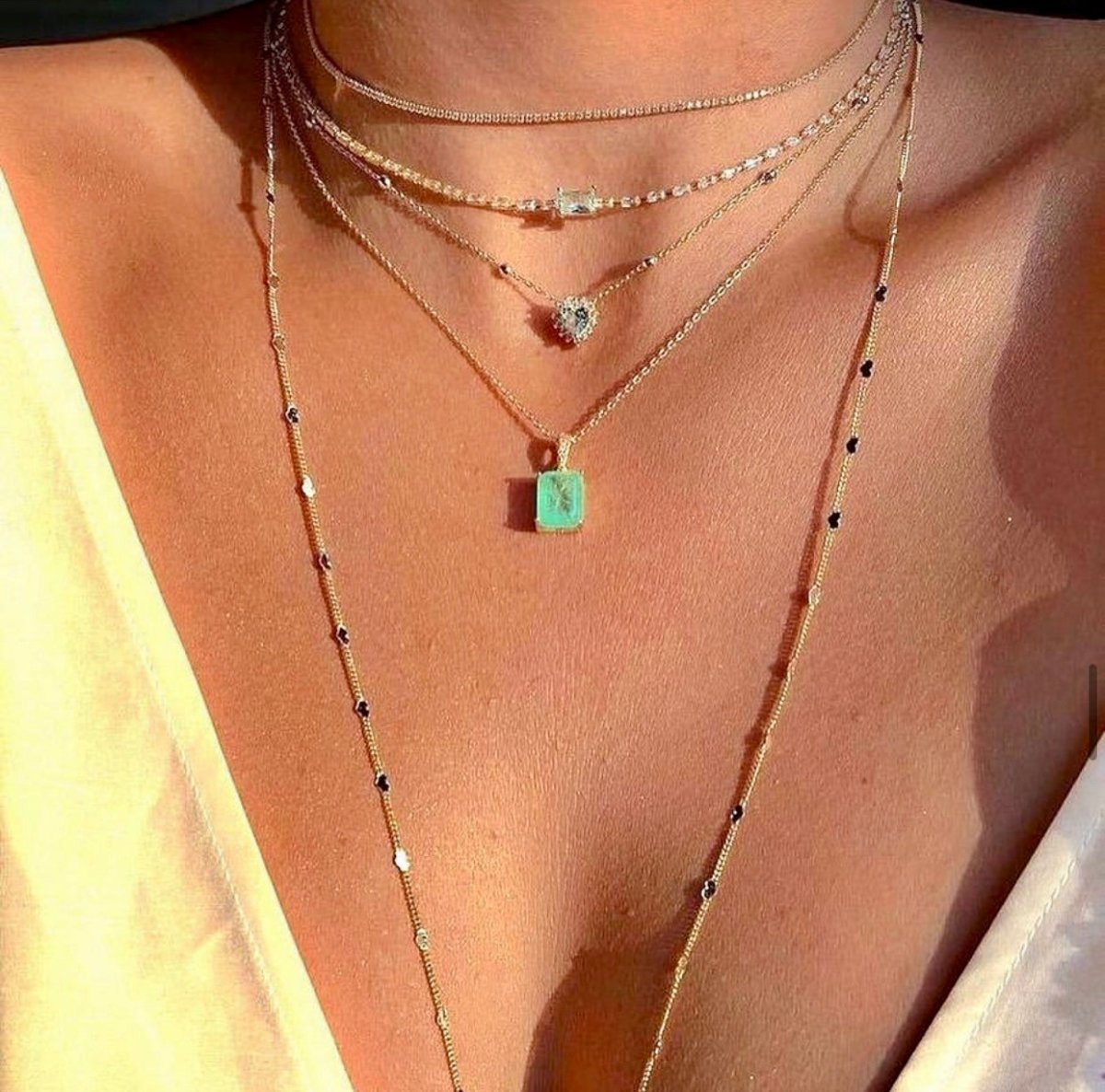 Colar choker zirconias coloridas - Pétala Jóias
